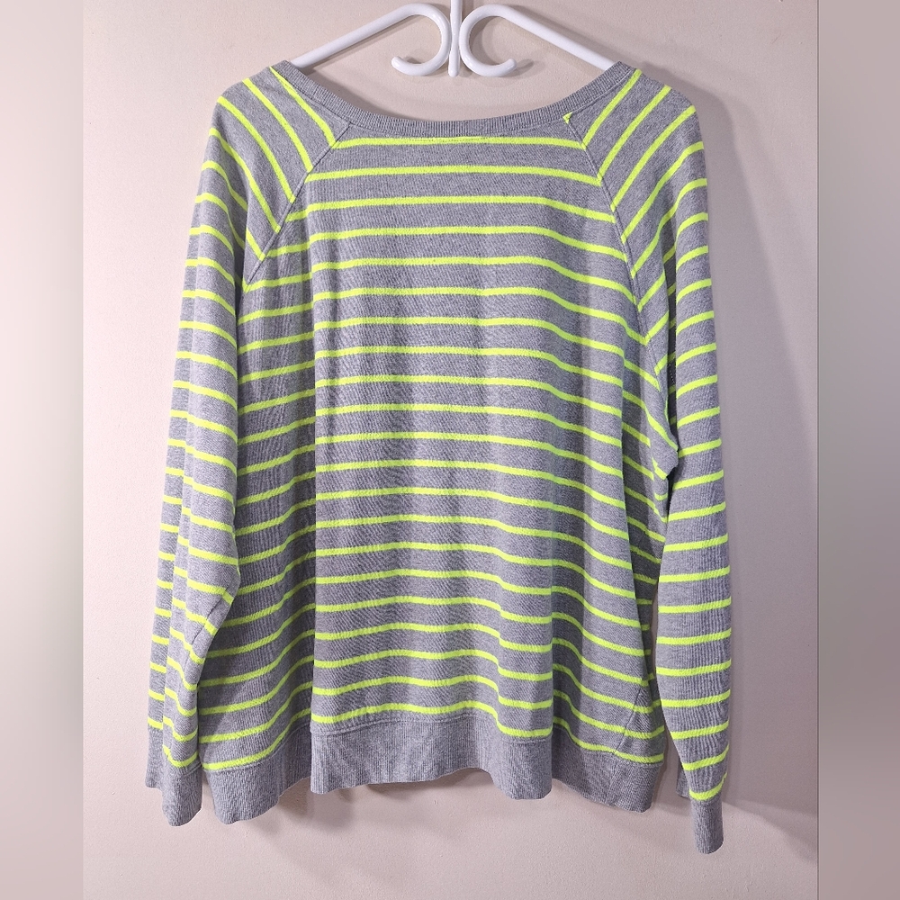 Torrid Grey & Neon Yellow Stripe Fleece Raglan Sweatshirt | Size 2 - Picture 6 of 10